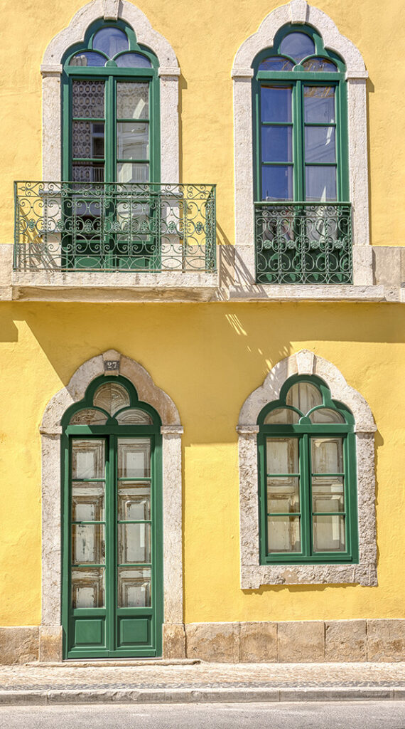 Renovating Faro's Historic Tilia Hostel - Classic - historic Wooden Windows - 1 - Renovação do histórico Tilia Hostel de Faro - Clássico - históricas janelas de madeira - 1